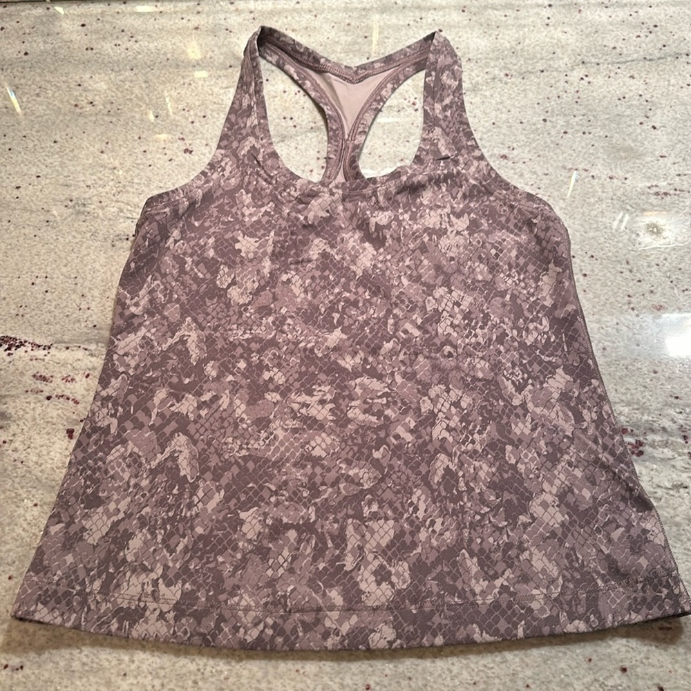 Women’s lululemon swiftly tech tank size 4